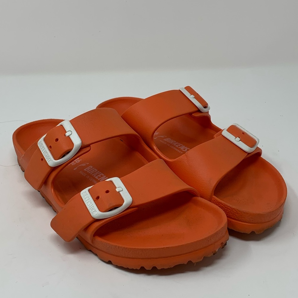 Women’s Birkenstock Arizona Essentials Sz 6